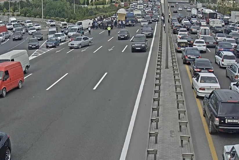 Bakıda yol qəzası baş verib
