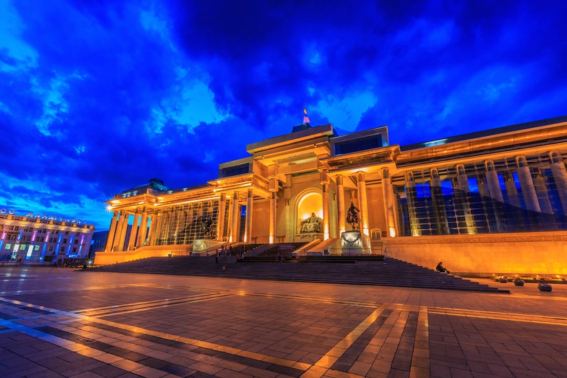 В столице Монголии объявлено чрезвычайное положение