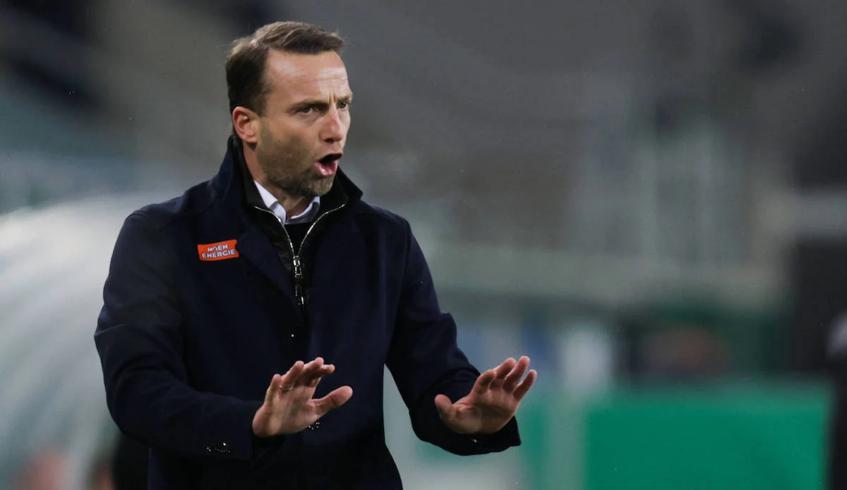 Rapidin baş məşqçisi: Neftçi ilə oyundan əvvəl çox əsəbi deyiləm