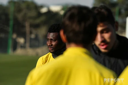 Neftçi” komandasının açıq məşqində 3 futbolçusu iştirak etməyib - FOTO