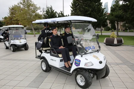 Bakıdakı Dənizkənarı Milli Parkda qadın polislər xidmətə başlayıb