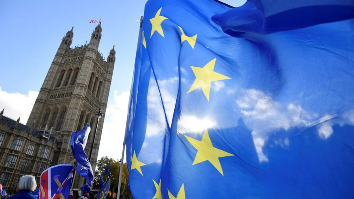 Британское правительство утвердило проект соглашения с ЕС по Brexit