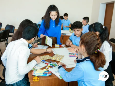 “Nar” Azərbaycanda uşaq hüquqlarının təşviqinə dəstək olur