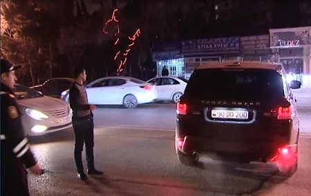 ​Bakıda “Range Rover” sürən sərxoş sürücü saxlanılıb - FOTO