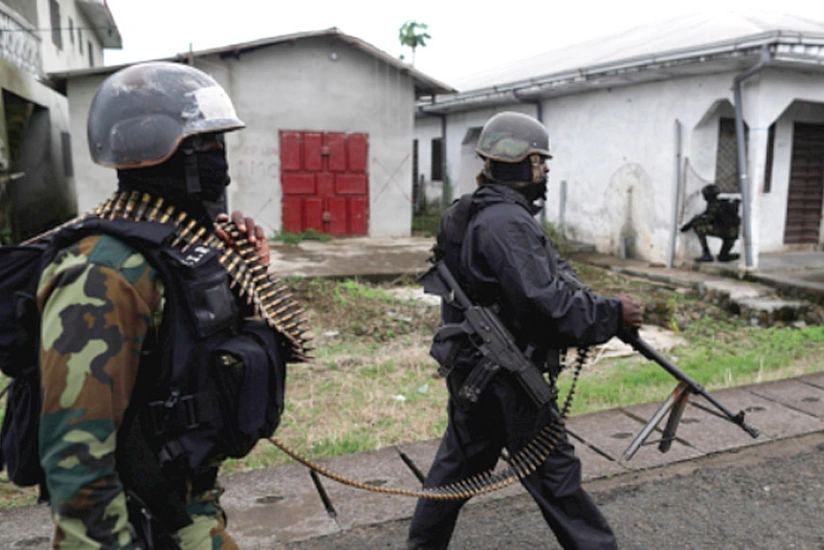 Kamerunda silahlıların hücumu nəticəsində 5 hərbçi həlak olub