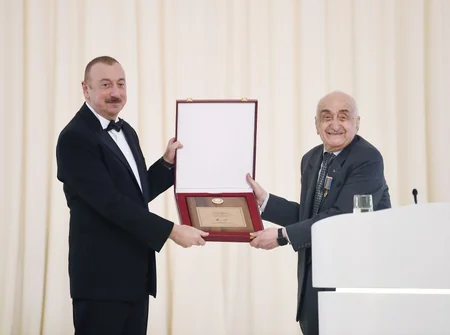 Solemn ceremony to mark Heydar Aliyev's birthday held in Baku - PHOTO