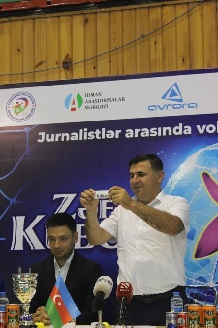 Jurnalistlər arasında voleybol üzrə Zəfər Kubokunun püşkü atılıb