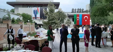 Bakıda Türkiyənin Zəfər bayramı münasibətilə rəsmi qəbul təşkil edilib - FOTO