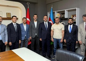 Qarabağ rəsmiləri Türkiyənin idman nazirinin müavini ilə görüşüblər