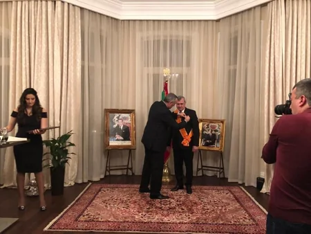 Azərbaycanın Mərakeşdəki keçmiş səfirinə orden təqdim edilib - FOTO