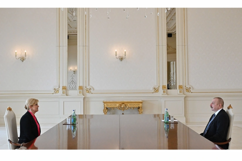 Ilham Aliyev receives former President of Croatia