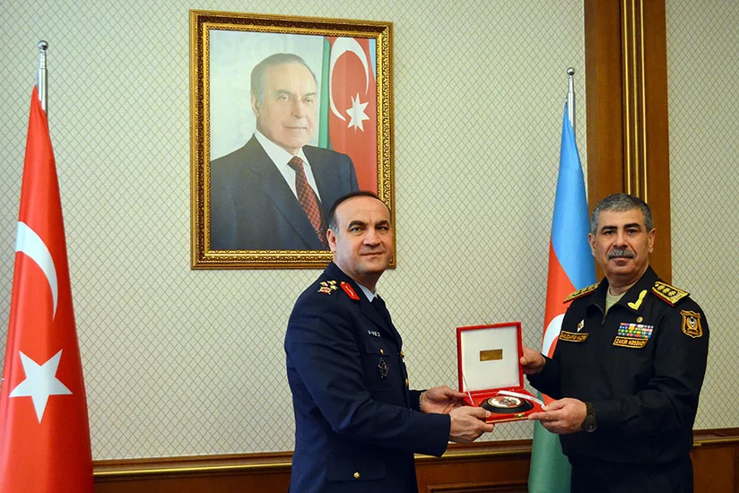 Müdafiə naziri: Ordumuzun Türkiyə standartlarına uyğunlaşdırılması işləri davam etdirilir