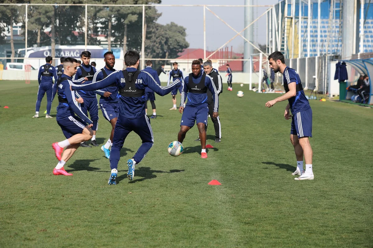 Hamı istirahətdə, Qarabağ isə hələ fəaliyyətini dayandırmayıb