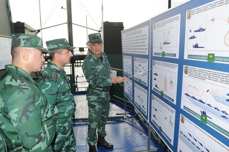 Azerbaijan's border guards hold exercises in Caspian Sea