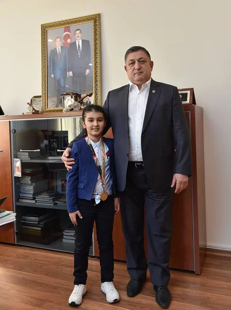 Nazir müavini Zəhra Salmanlını qəbul edib