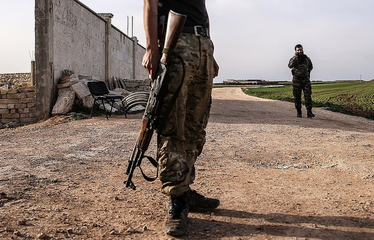 ​Cəbhət ən Nüsrə terrorçuları Suriyada 40 döyüşçünü edam edib