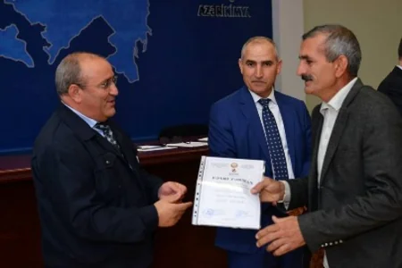 ​“Azərikimya” İstehsalat Birliyində kimyaçılar mükafatlandırılıb