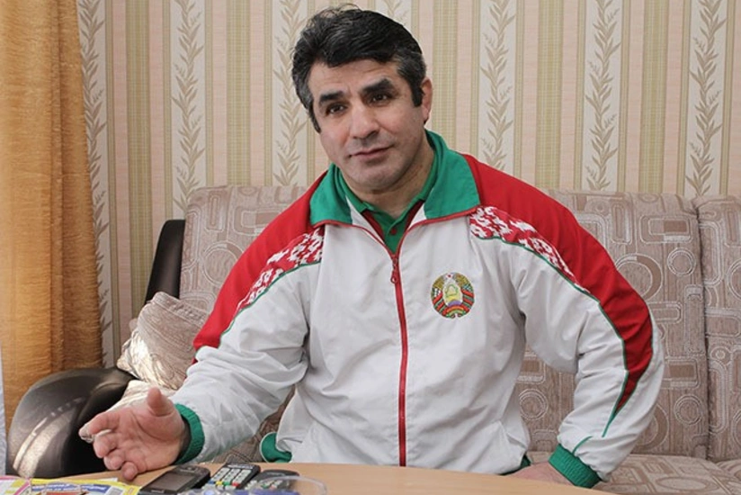 Олимпийский чемпион - азербайджанец принял участие в эстафете огня II Европейских игр