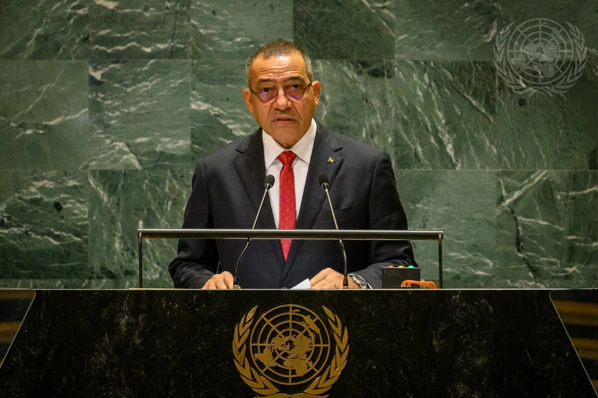 COP29 - a pivotal moment for global commitment to 1.5°C target, declares São Tomé and Príncipe president