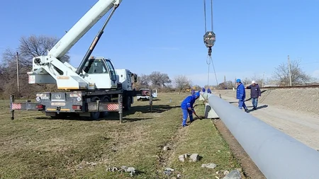Qaz kəmərlərinin beton dirəklər üzərinə qaldırılması davam etdirilir