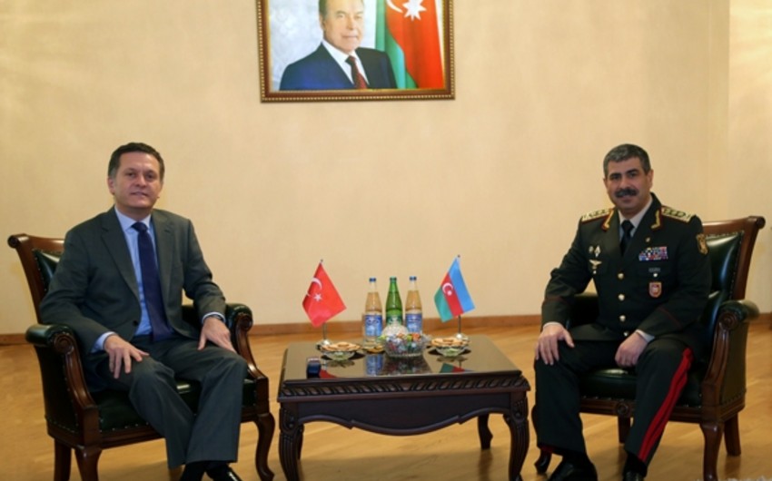 Azerbaijan and Turkey discuss issues on development of military cooperation