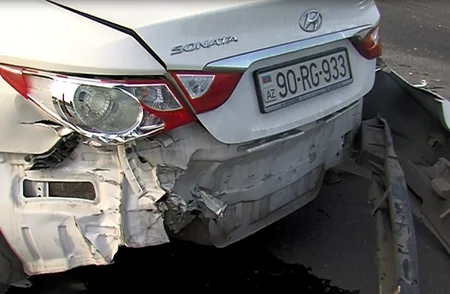 ​Bakıda qəza zamanı sürücü faciəvi şəkildə ölüb - FOTO