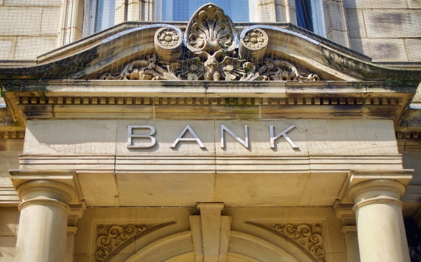 Azərbaycanda 27 bank internetlə, 23 bank isə mobil telefonla xidmət göstərir