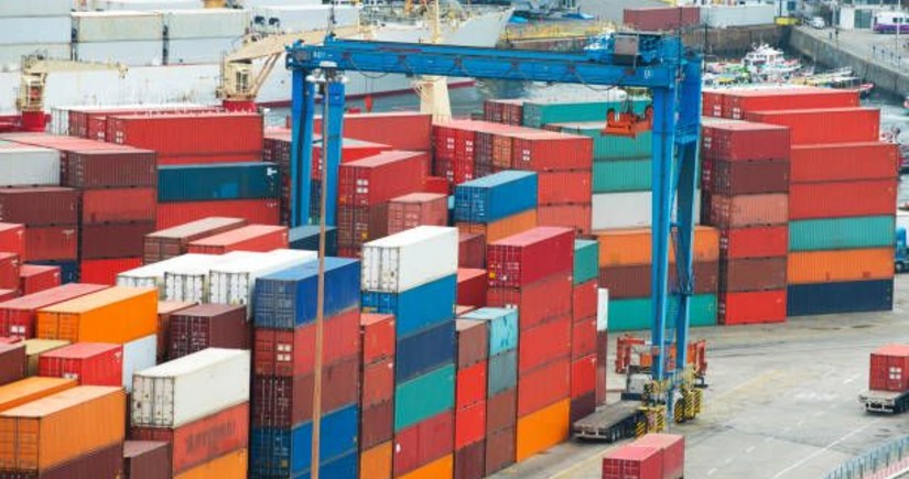 Çindən Orta Dəhlizlə konteyner daşımalarının həcmi 10 min TEU-nu ötüb