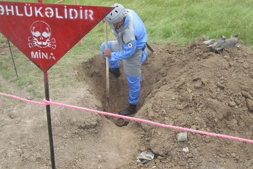 ANAMA üç rayonda 8 ev və 15 partlayış yerində yoxlama aparıb