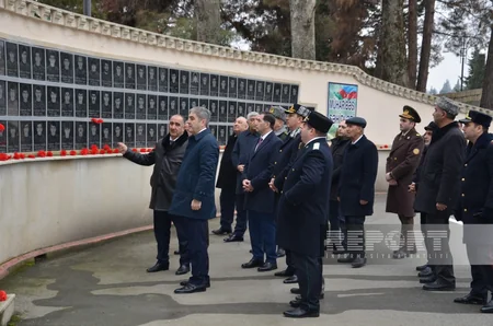 Kürdəmir, Göyçay və Ağsuda şəhidlərin əziz xatirəsi ehtiramla anılıb