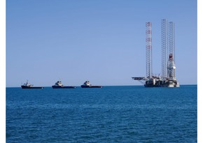 ASCO-nun gəmiləri Neptun qurğusunu Türkmənistandan Azərbaycana gətirib