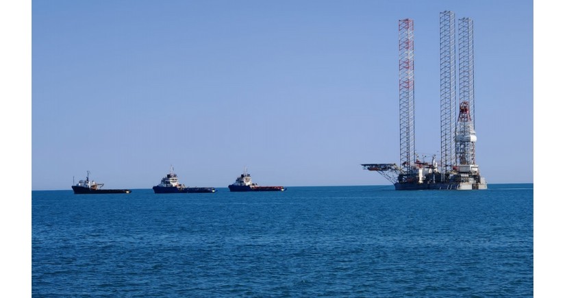 ASCO: Операция по буксировке буровой установки Neptun успешно завершена