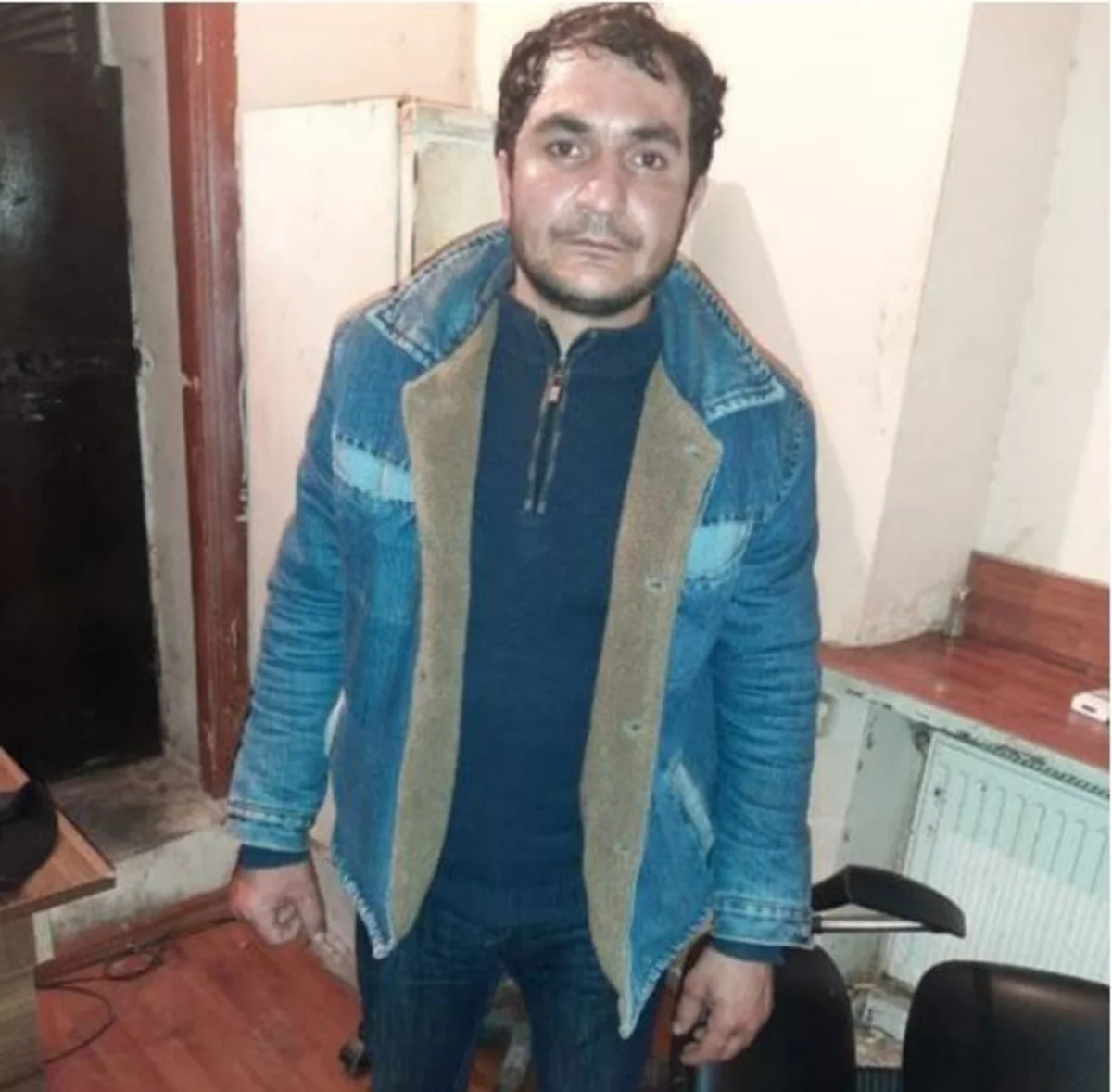 Bakı polisi su qızdırıcısı oğurlayan şəxsi saxladı - FOTO