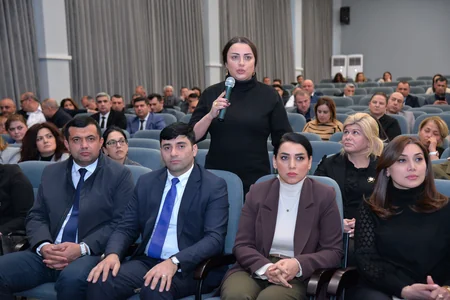 Təhsil müəssisələrinin direktorlarına 8 martla bağlı tapşırıqlar verilib