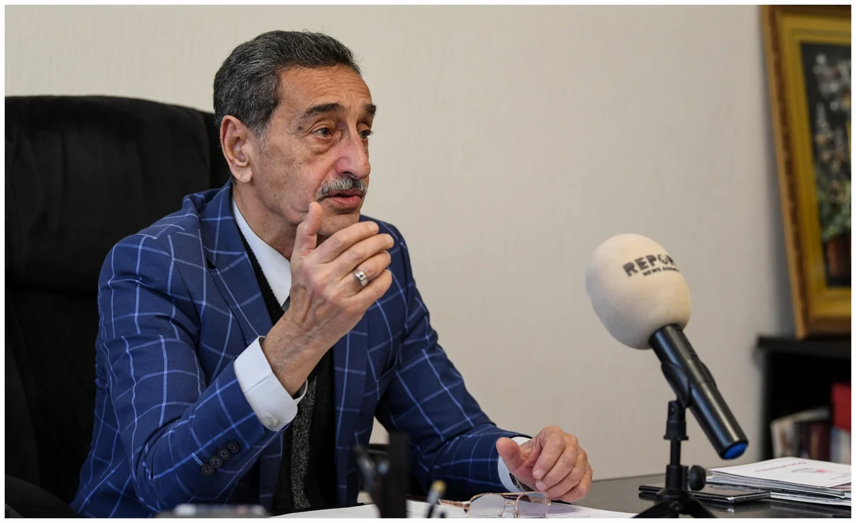 Hacı İsmayılov: Bəzi aktyorlar sənəti yox, özlərini sevirlər, nəticədə ulduz xəstəliyinə tutulurlar - MÜSAHİBƏ