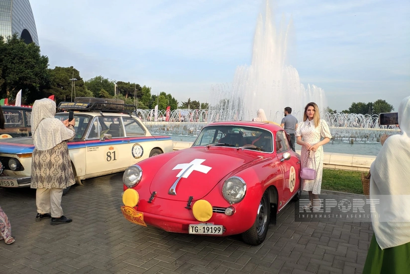 В Баку впервые прошел заезд Peking to Paris Motors Challenge