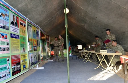 Beyləqan Qarnizonunda hərbi vətənpərvərlik mövzusunda təbdirlər keçirilib - FOTO