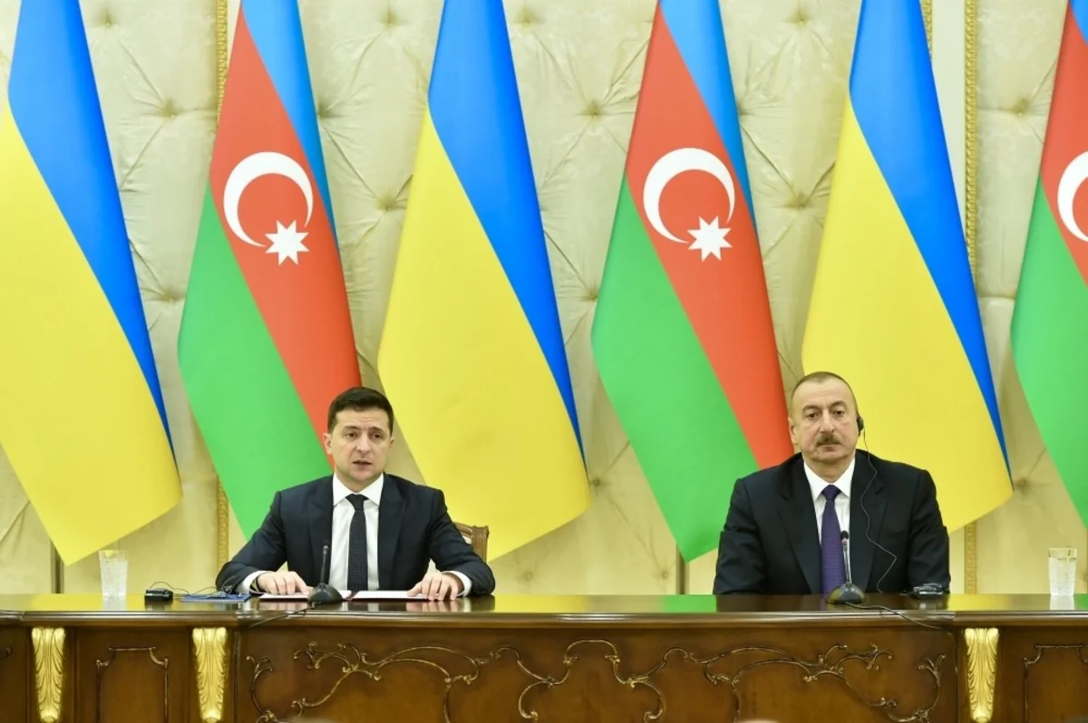 Ukrayna Prezidenti koronavirusla mübarizədə yardıma görə İlham Əliyevə təşəkkür edib
