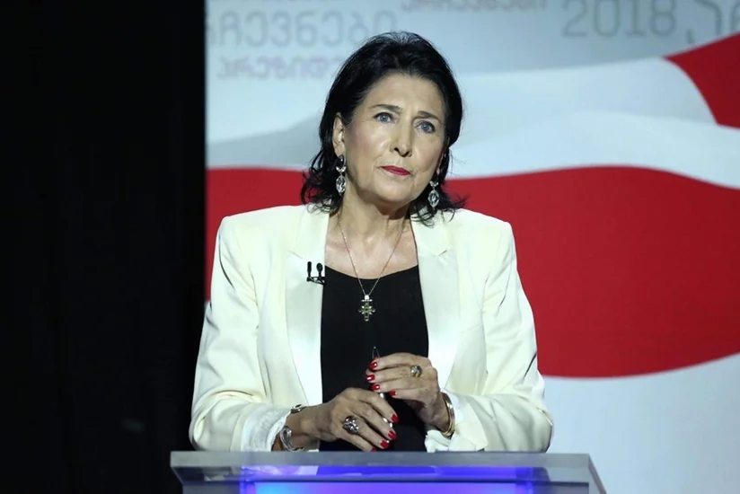 Salome Zurabişvili prezident seçkilərinin ikinci turuna hazır olduğunu bildirib
