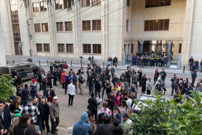 Tbilisidə Rusiya ilə birbaşa uçuşların ləğvi tələbi ilə mitinq keçirilir