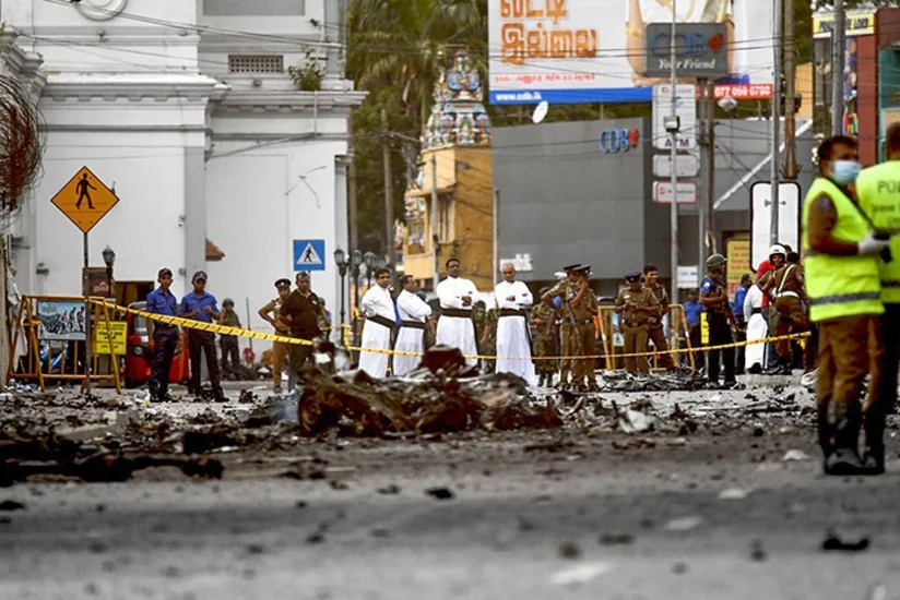 Şri-Lankada katolik kilsələri fəaliyyətini dayandırıb