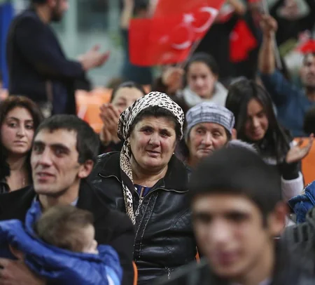 329 məshəti türkü Ukraynadan Türkiyəyə köçüb
