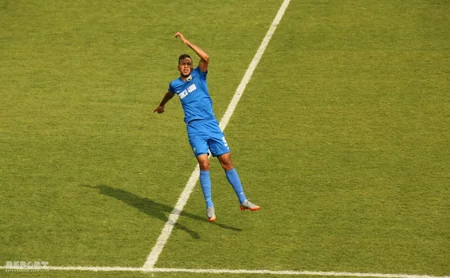 Kəpəz Gəncədə Keşlə ilə heç-heçə edib - VİDEO