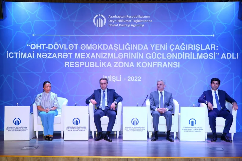 QHT-dövlət münasibətlərinə həsr olunan növbəti konfrans keçirilib