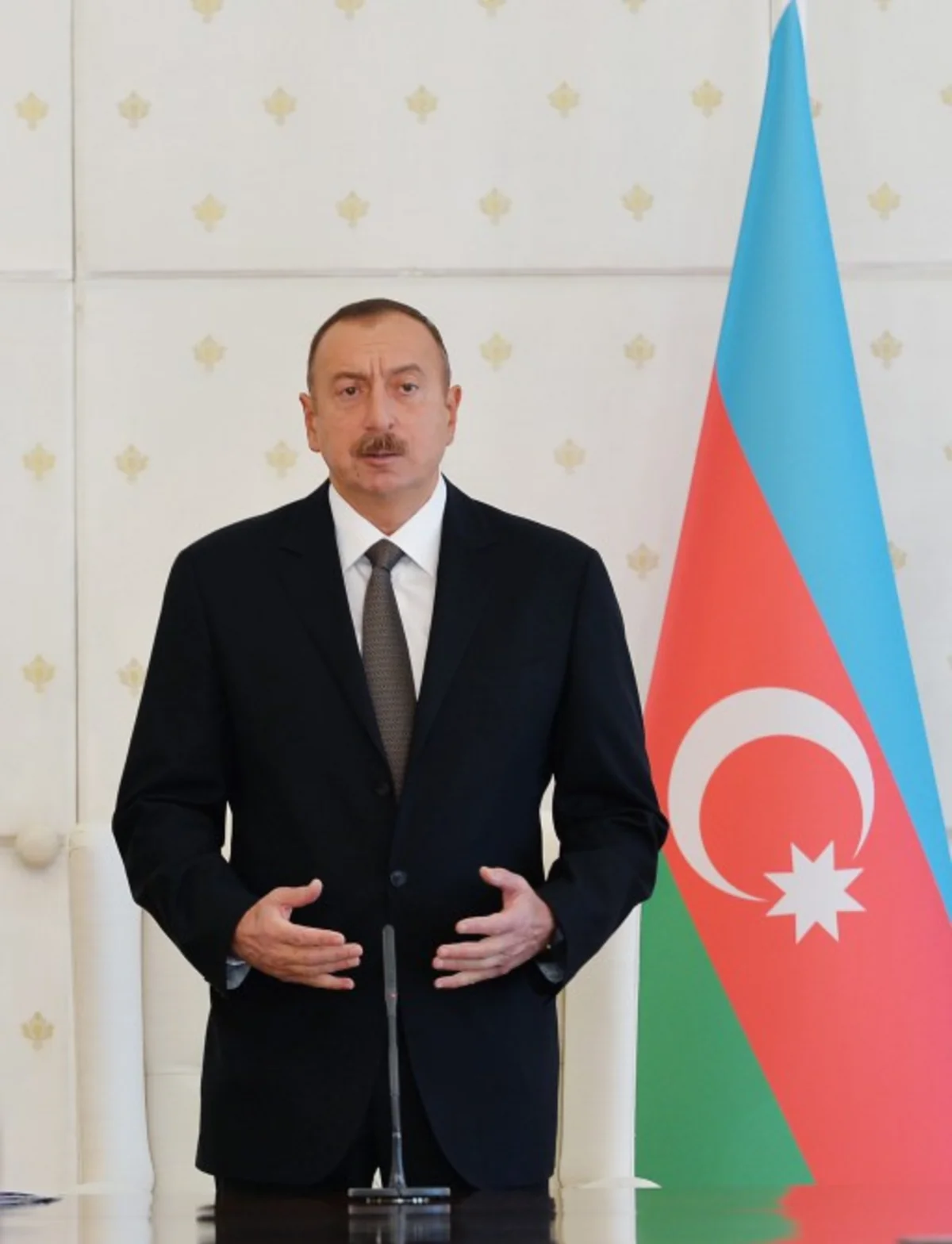 Prezident İlham Əliyev: “Son illər ərzində 2016-cı il ölkə iqtisadiyyatı üçün ən çətin, ağır ildir”