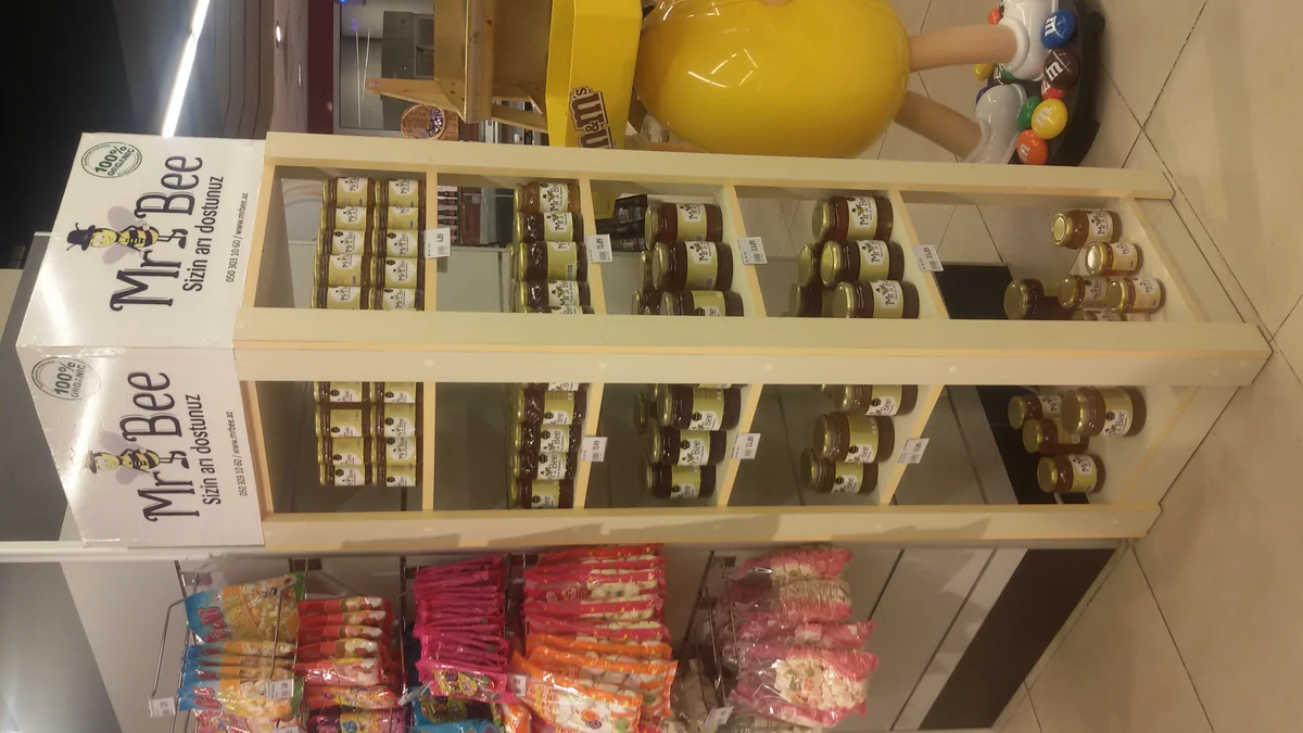 ​Mr. Bee daha bir supermarketlər şəbəkəsində məhsullarını satışa çıxardı