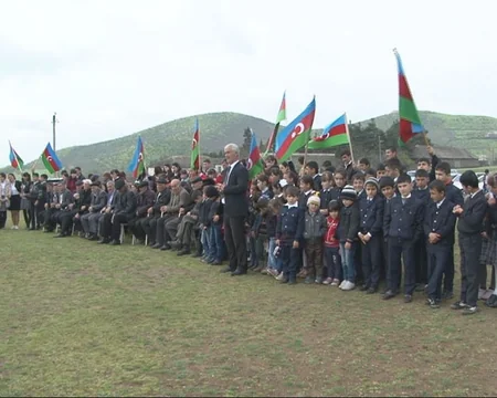 Oğuz rayonunun Qarabulaq kəndinə ilk dəfə qaz verilib