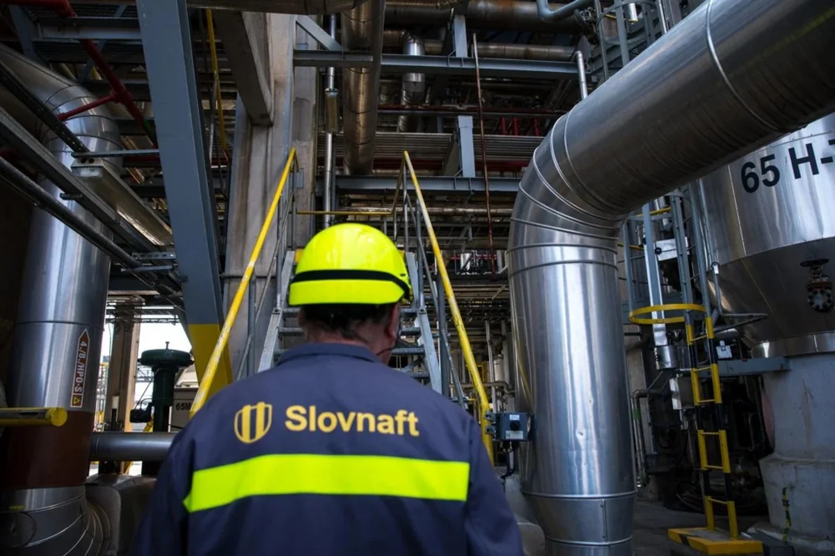 MOL successfully tests Arabic oil at Slovnaft refinery