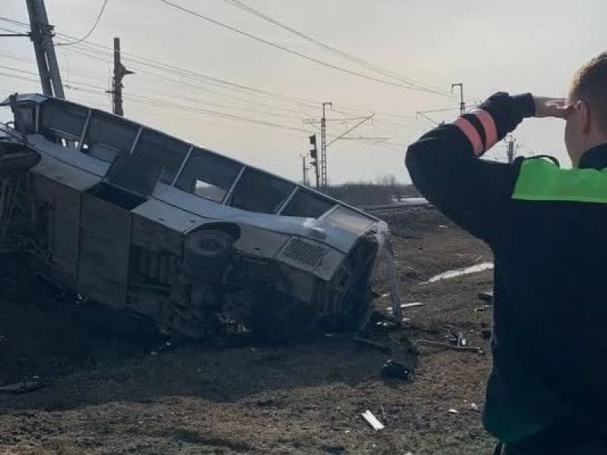 Bus-train collision results in casualties in Russia