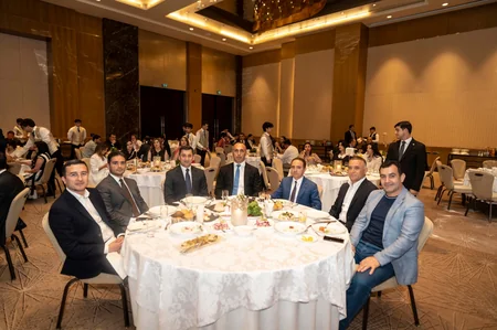 5-ci Yerli şirkətlərin tanıtım sərgisinin yekunu münasibətilə axşam ziyafəti keçirilib
